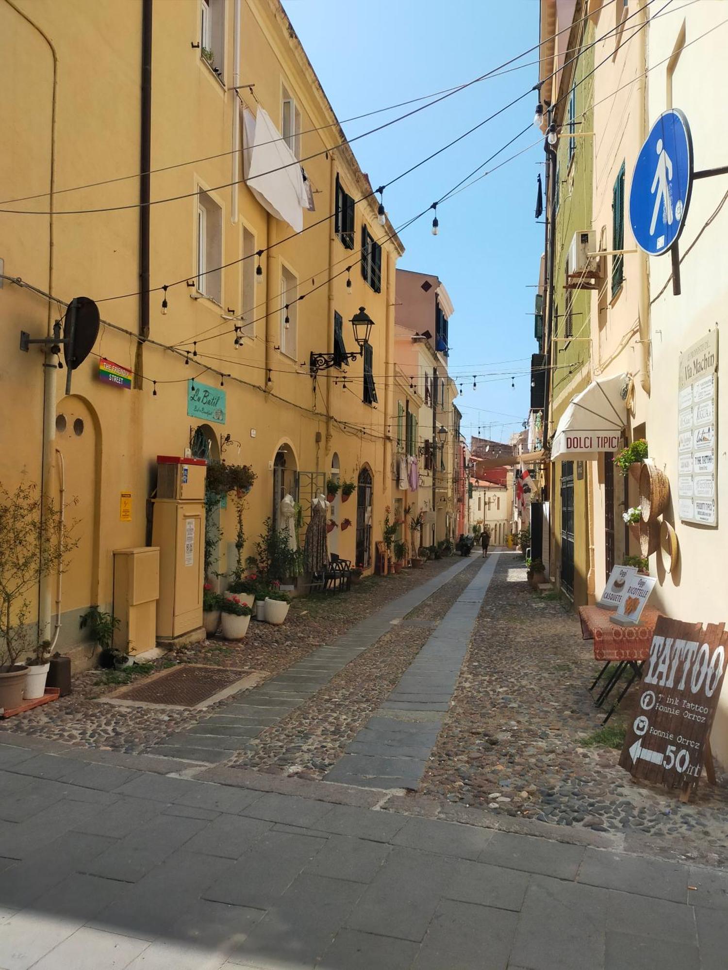 Nice Apt In A Street In Old Town Альгеро Экстерьер фото